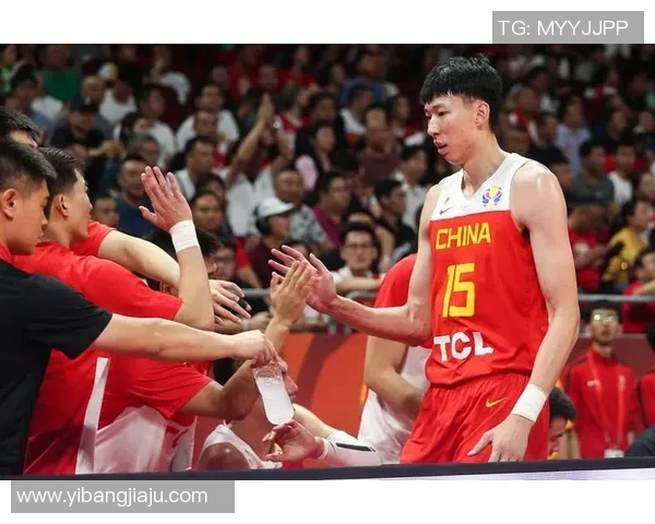 周琦携手姚明共同出席公益活动，传递体育正能量